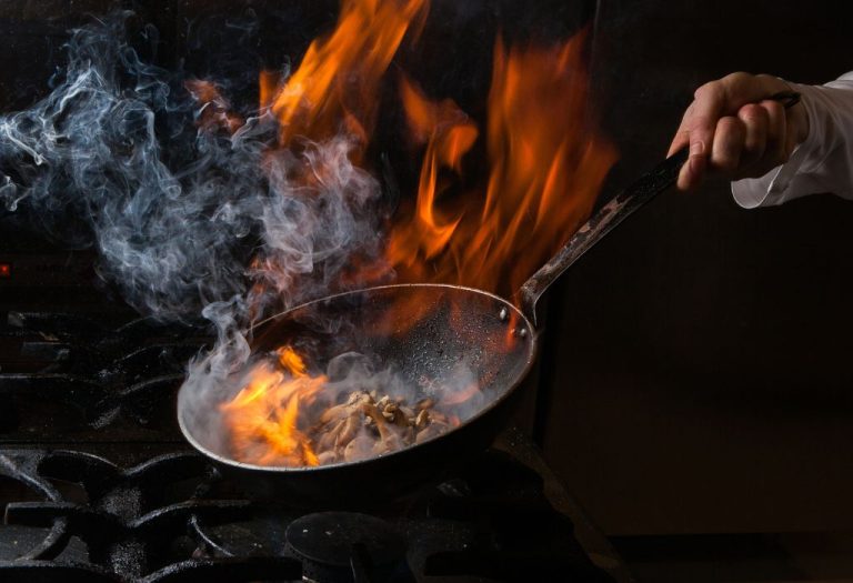 Commercial Kitchen Fire Safety: Avoid Dangerous Accidents