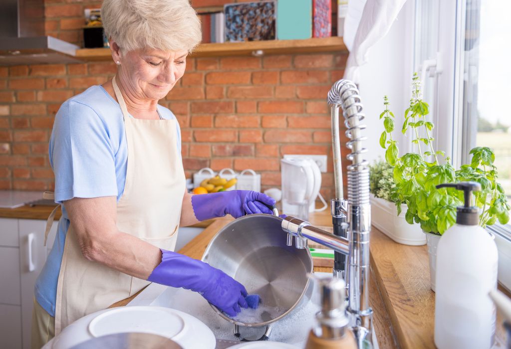 Expert Hand-Washing Techniques That Save Your Ceramic Cookware