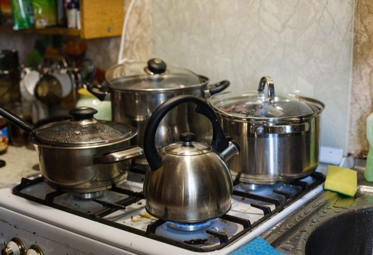 Is Enamel or Stainless Steel Cookware Better for Cooking?