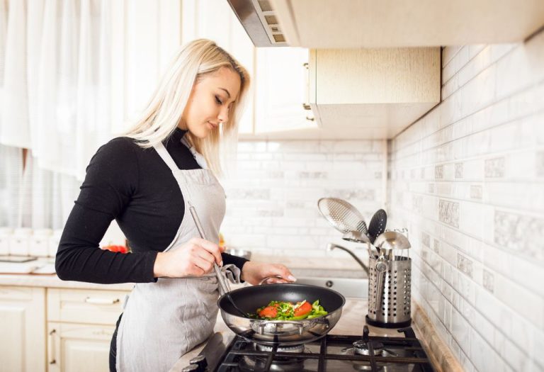 Is Hard Anodized Ceramic Cookware Safe in the Kitchen?