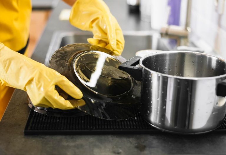 Is Stainless Steel Cookware Dishwasher Safe for Daily Use?