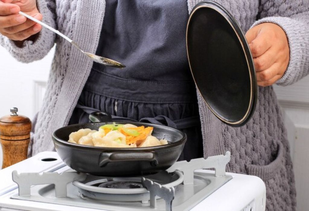 Limitations and Considerations When Using Cast Iron Cookware for Iron Intake