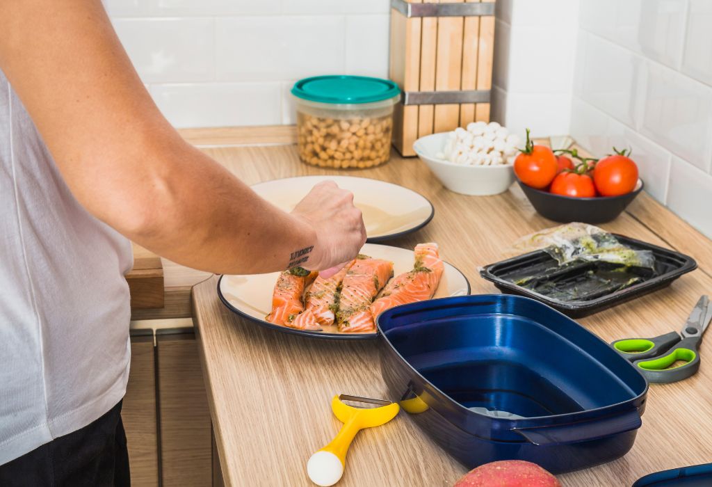 What Enamel Cookware Is (and Why Finish Matters)