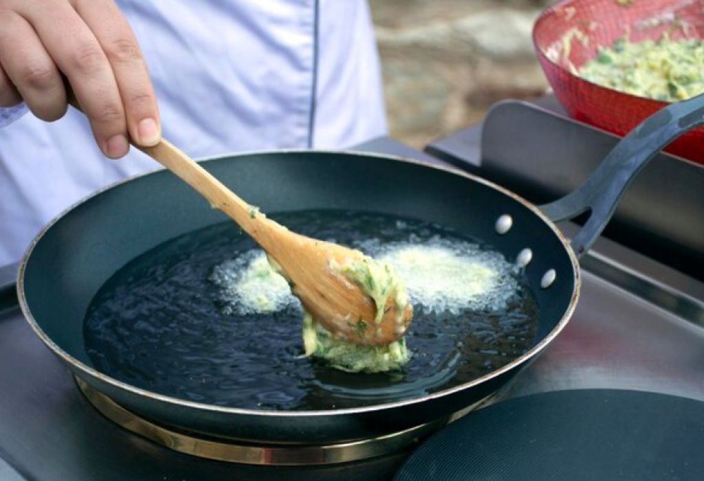 Consumer Reviews and Experiences