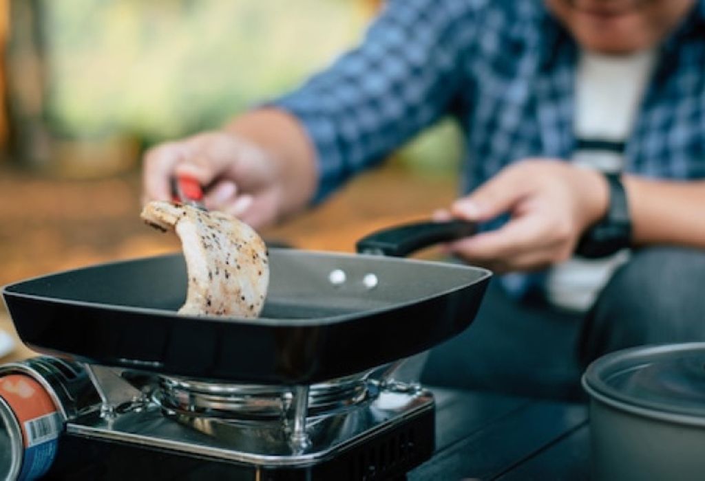 Tips for Maintaining Enameled Cast Iron Cookware Safely