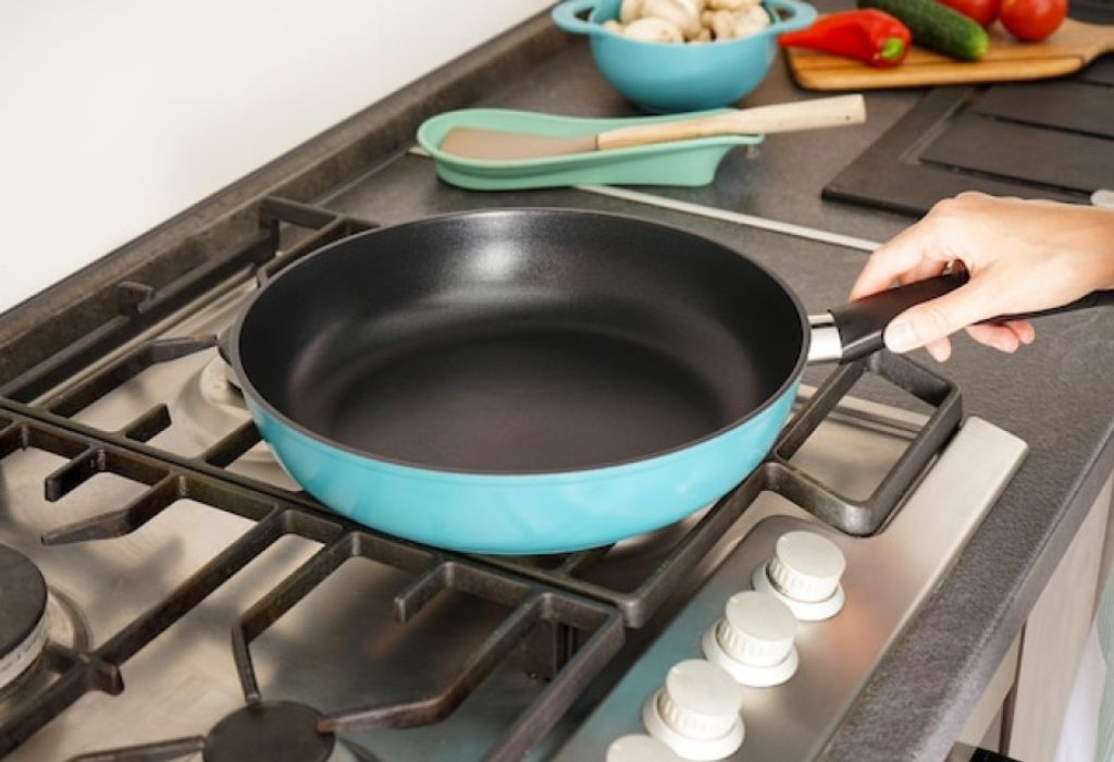 What Is Hard Anodized Nonstick Cookware?