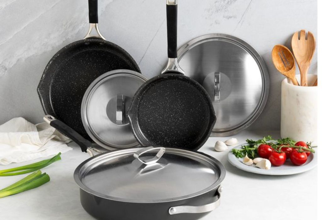 Expert Advice and Consumer Feedback