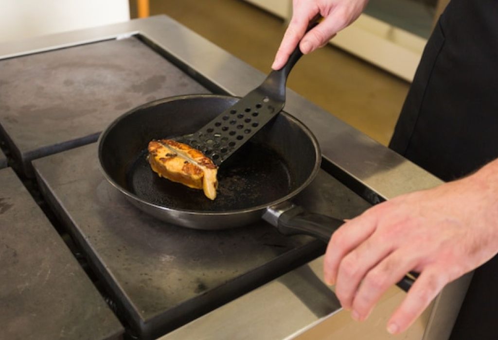 Tips for Choosing Safe Cookware