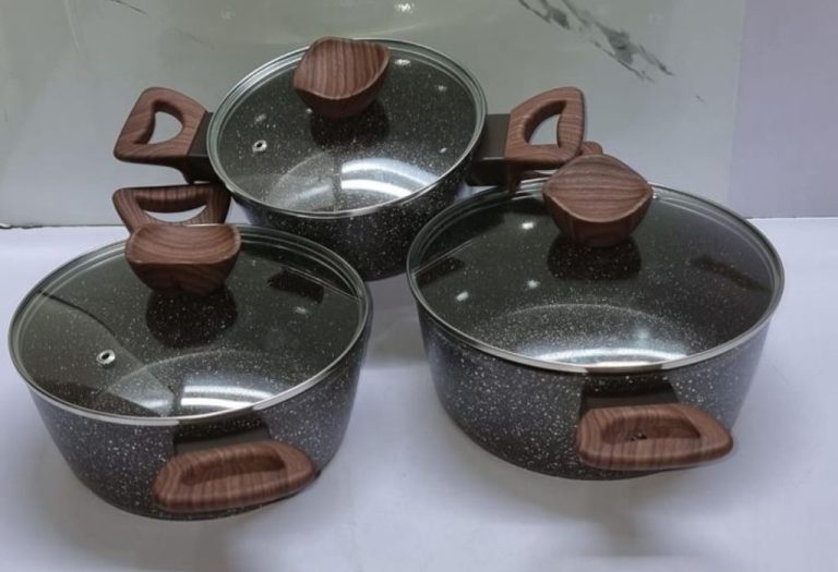 Does Carote Cookware Have Teflon? Truth Revealed