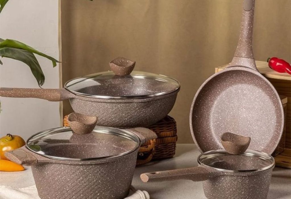 Comparing Carote with Other Non-Stick Cookware