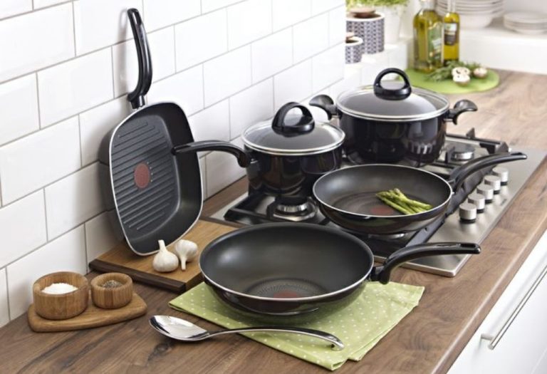 Does T Fal Cookware Have Teflon? Safety Insights Explained