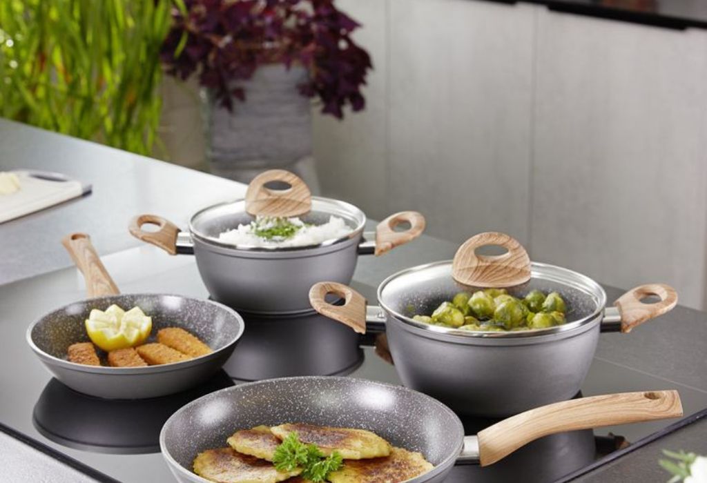 How to Safely Use and Maintain Ceramic Cookware