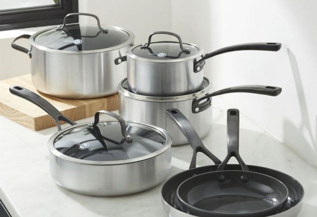 What Is Cast Aluminum Cookware?