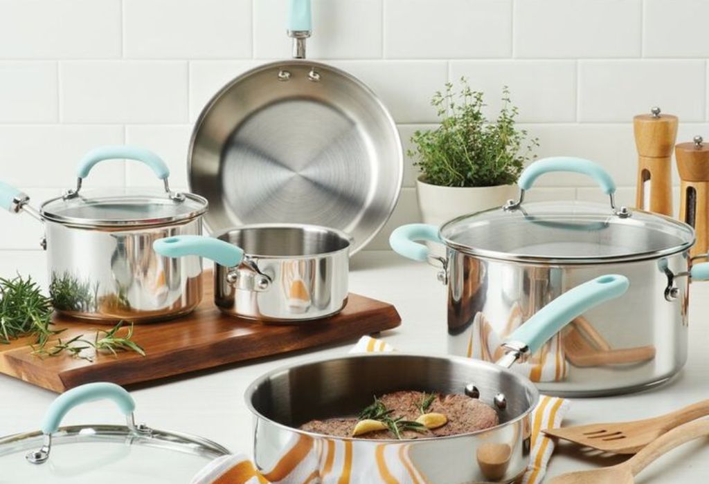 What Is Hard Anodized Aluminum Cookware?