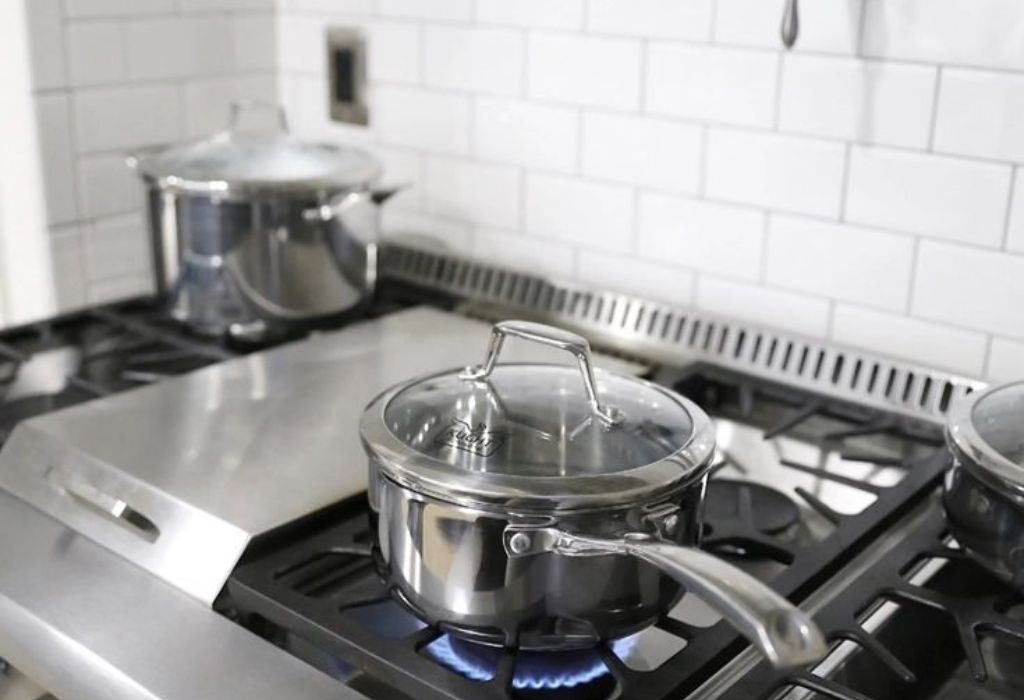 How Induction Cooktops Work
