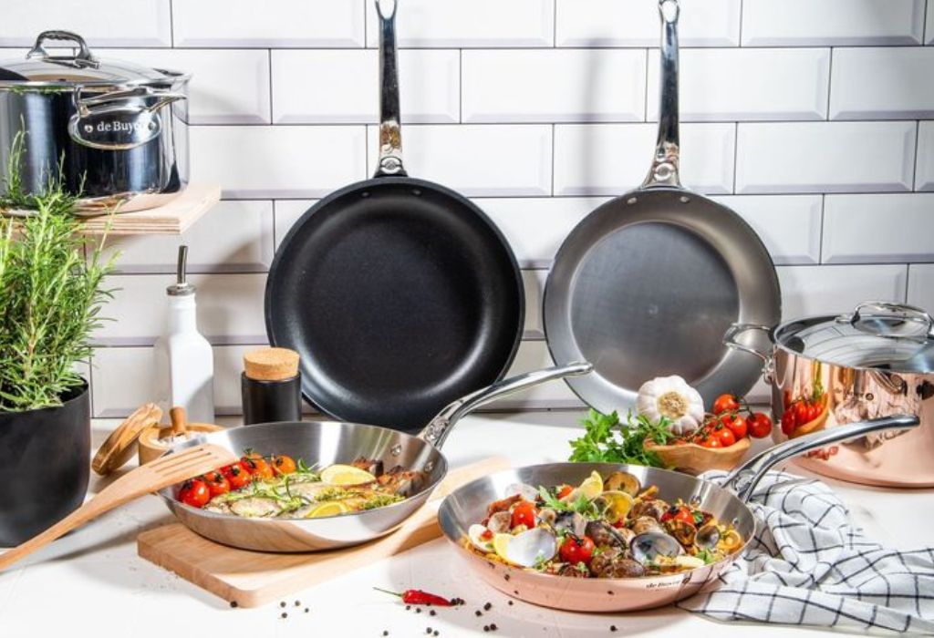 Expert Opinions on Aluminum Cookware in Restaurants