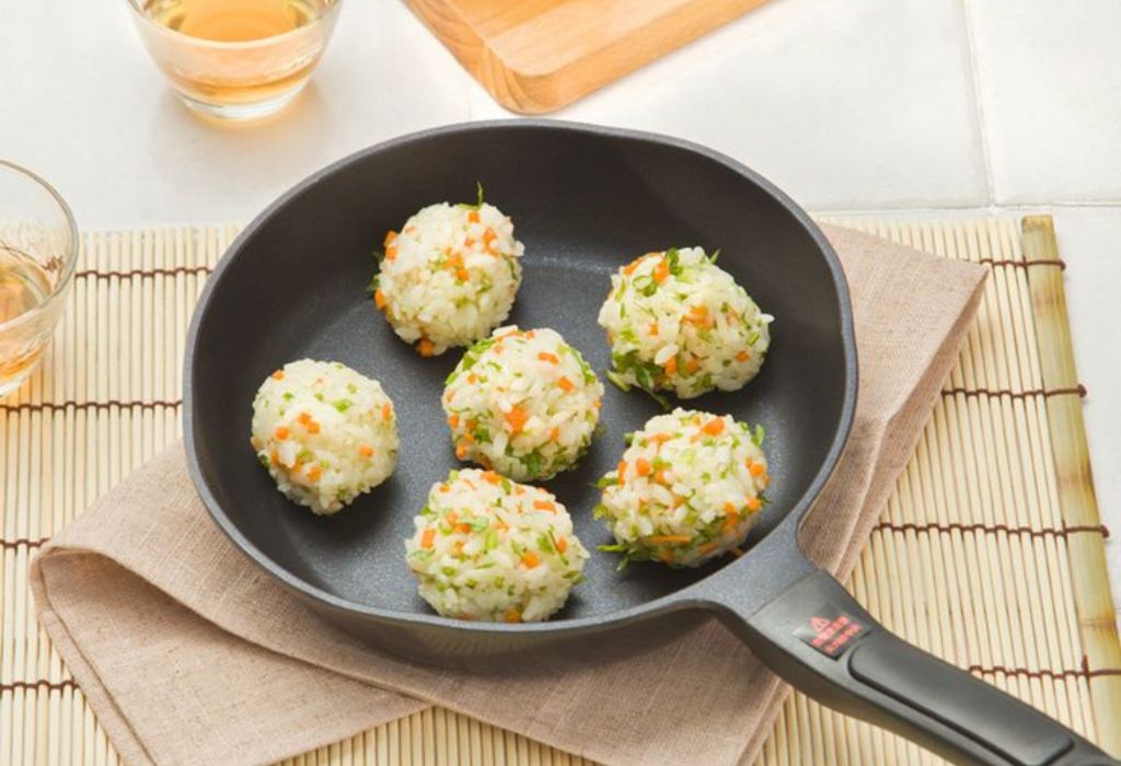 What Is Granite Cookware Made Of?