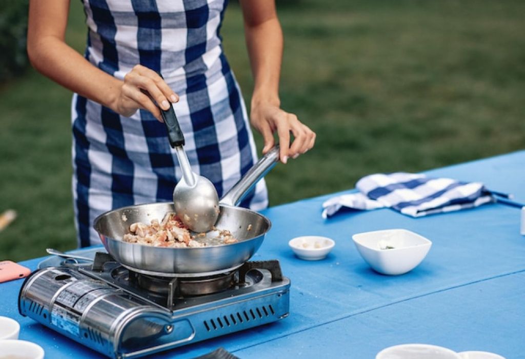 Understanding Aluminum Camping Cookware