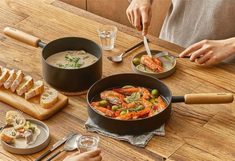 Is Aluminum Cookware Nonstick? Expert Guide for Kitchens