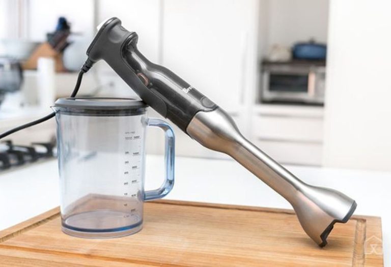 Are Hand Blenders Good for Smoothies and Protein Shakes?