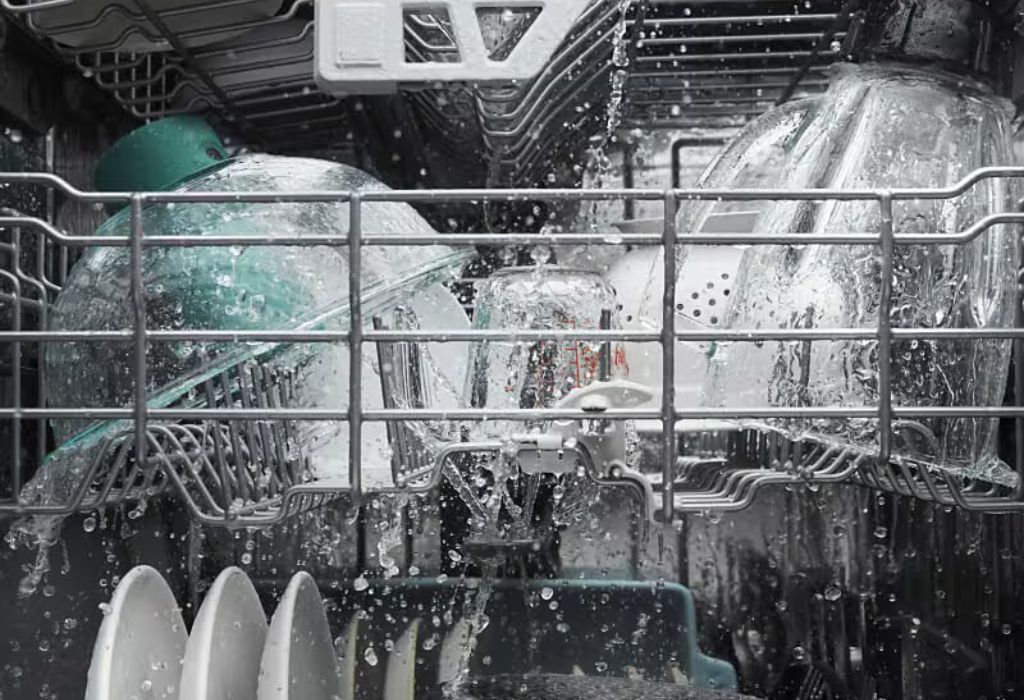 Environmental Impact of Hot vs. Cold Water Usage