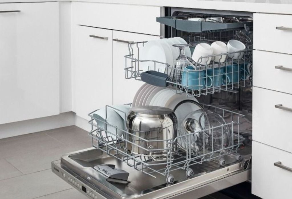 The Ongoing Debate — Dishwasher vs Hand Washing