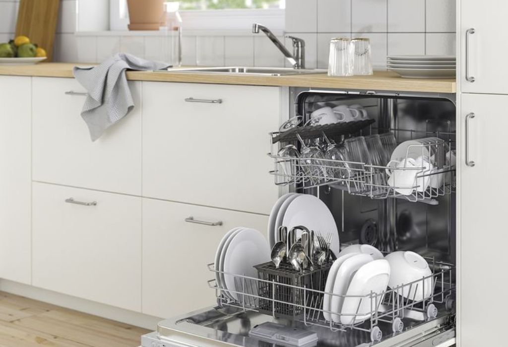 How Dishwashers Heat Water During a Cycle