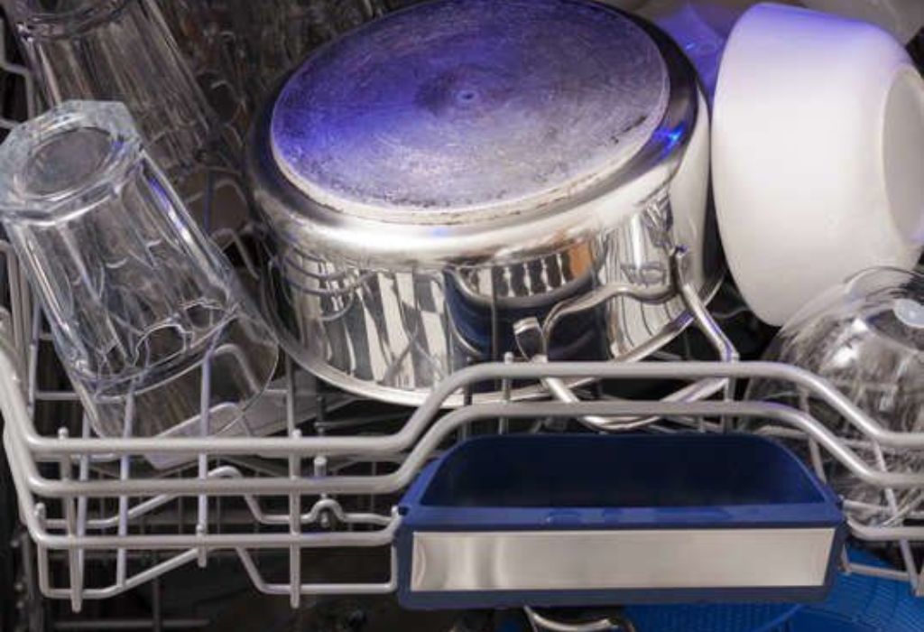 Should You Use the Dishwasher’s Heat Dry for Pans?