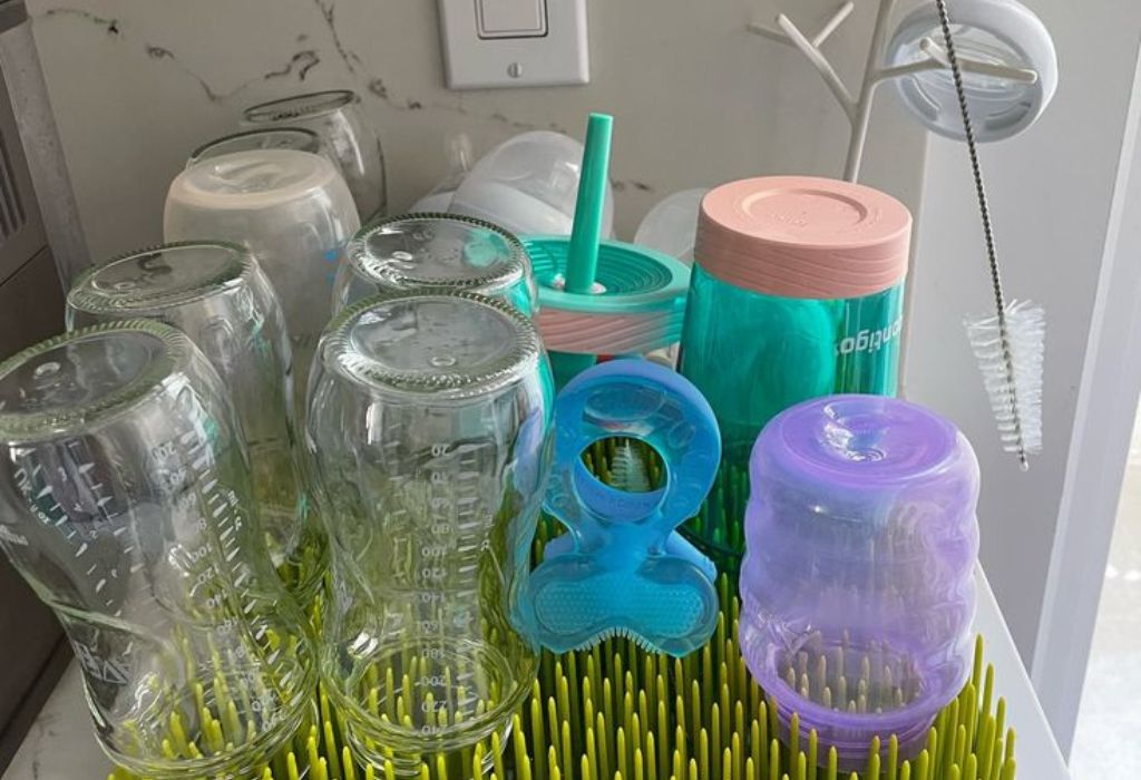 Signs Your Baby Bottles Should Be Replaced