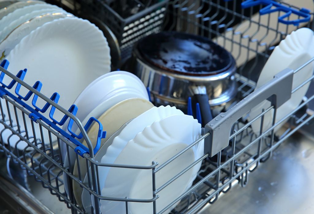 WHY DISHWASHER DRYING PROBLEMS ARE SO COMMON