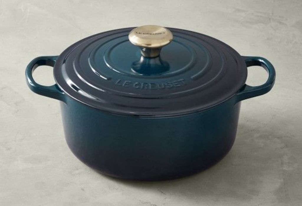COMMON MISTAKES PEOPLE MAKE WITH LE CREUSET CLEANING