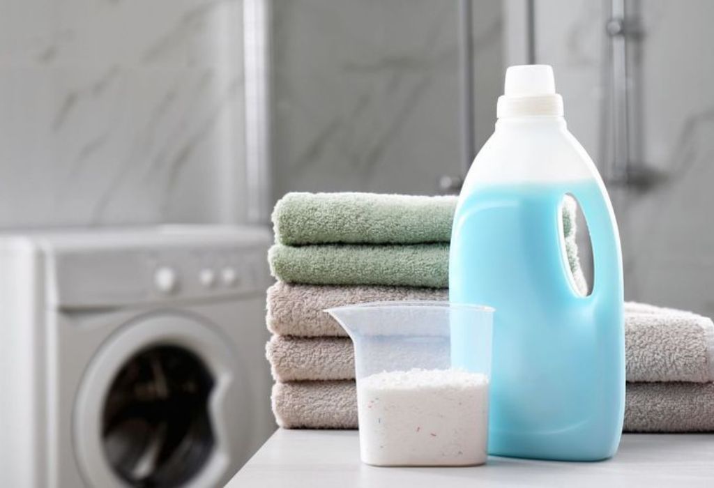 Can You Wash Clothes With Dishwashing Liquid Or Not