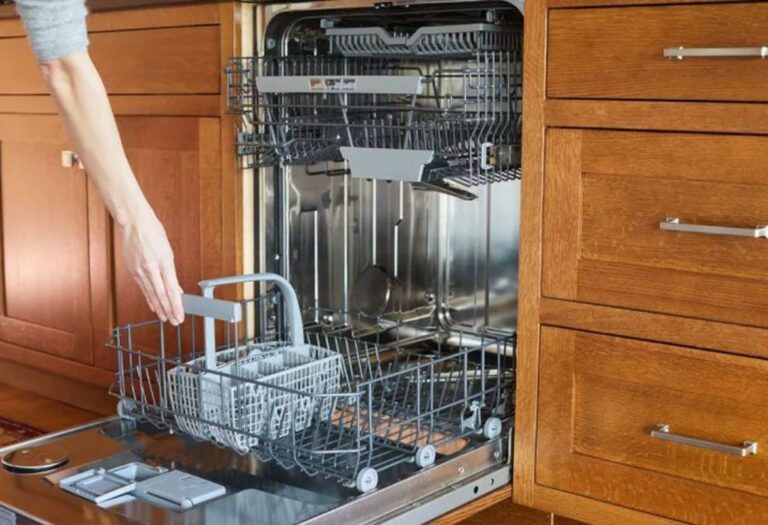  Can You Put Crystal In The Dishwasher Safely Without Damage