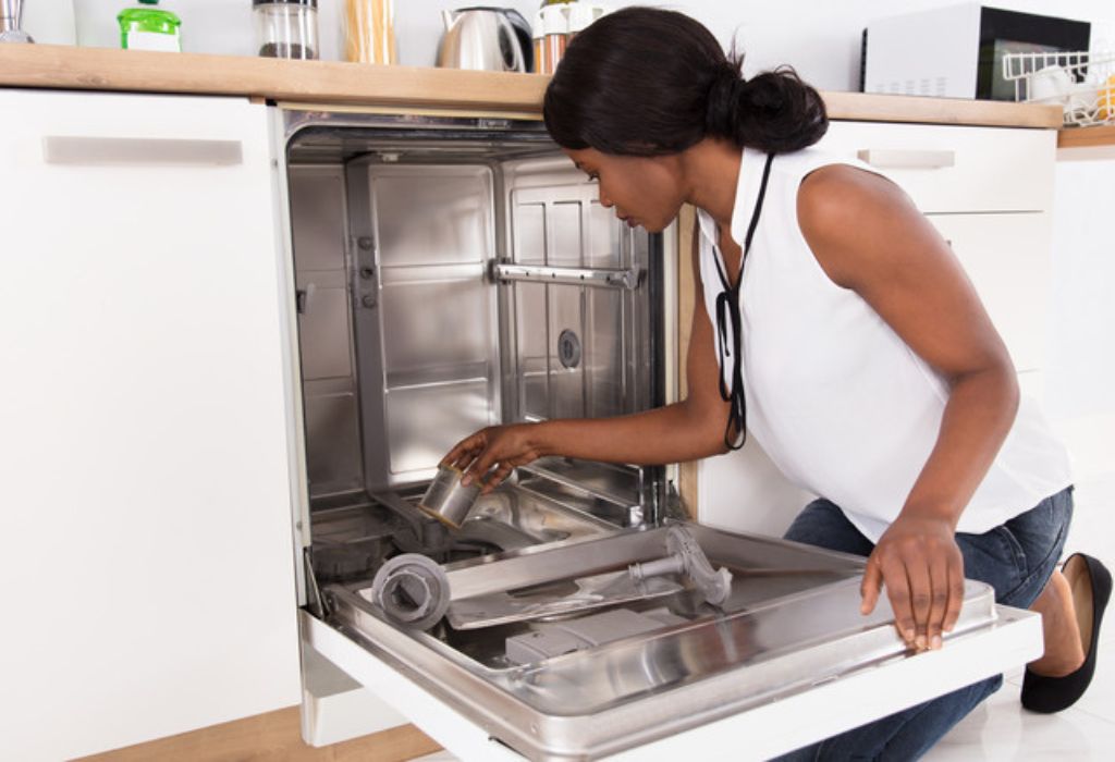 Can You Put Drano In A Dishwasher