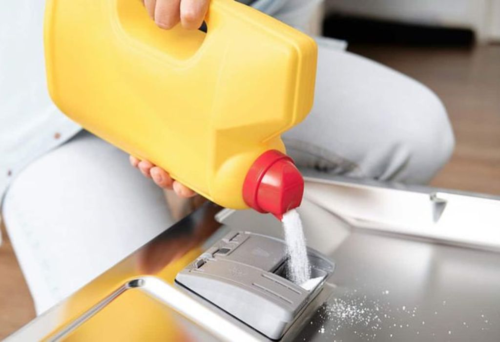 How Dishwasher Detergent Dispensers Work