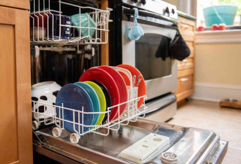  How To Place Dishes In A Dishwasher For The Best Cleaning Results