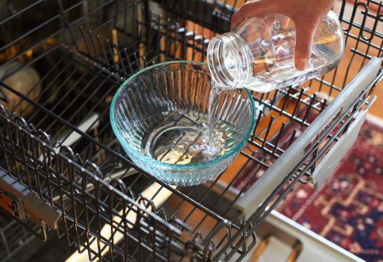  Where To Pour Vinegar In A Dishwasher For Safe And Effective Cleaning