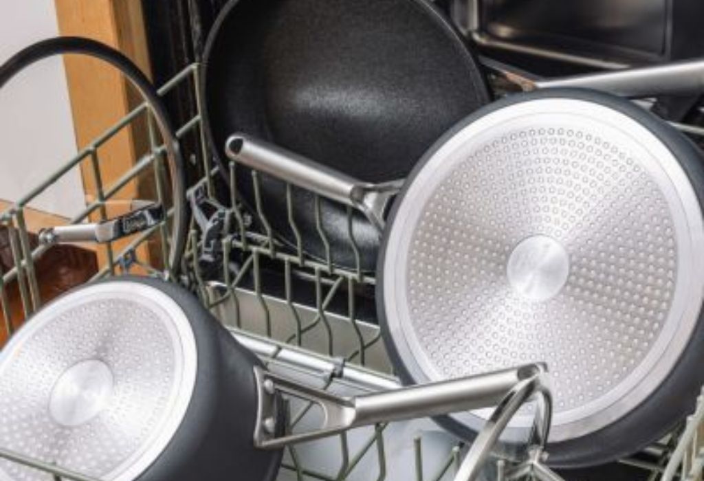 How To Extend The Life Of Nonstick Pans