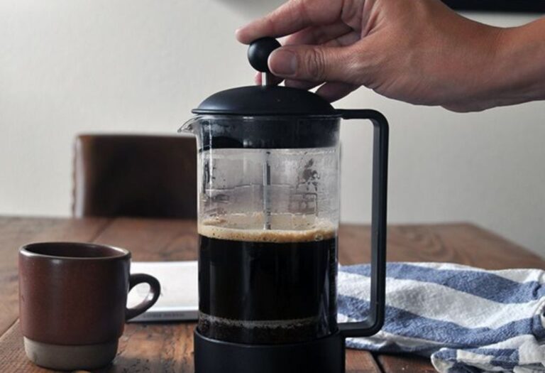 How to Use a French Press Coffee Maker for Perfect Bold Coffee