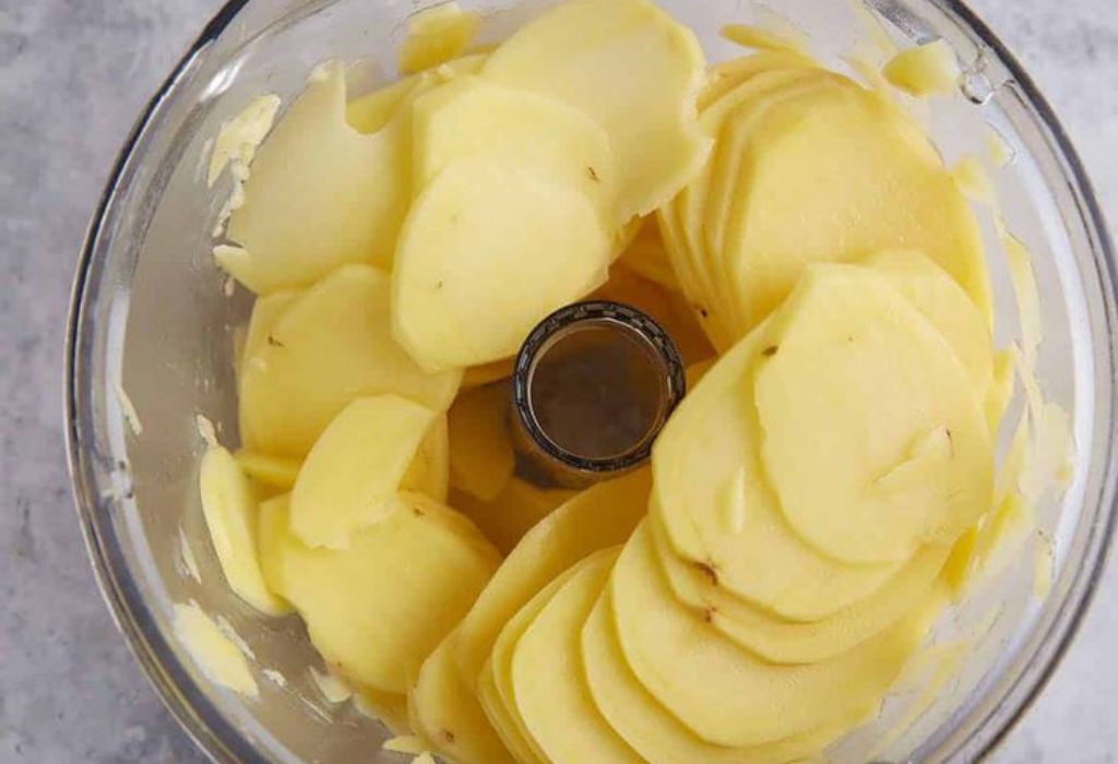 What a Food Processor Does When Slicing Potatoes