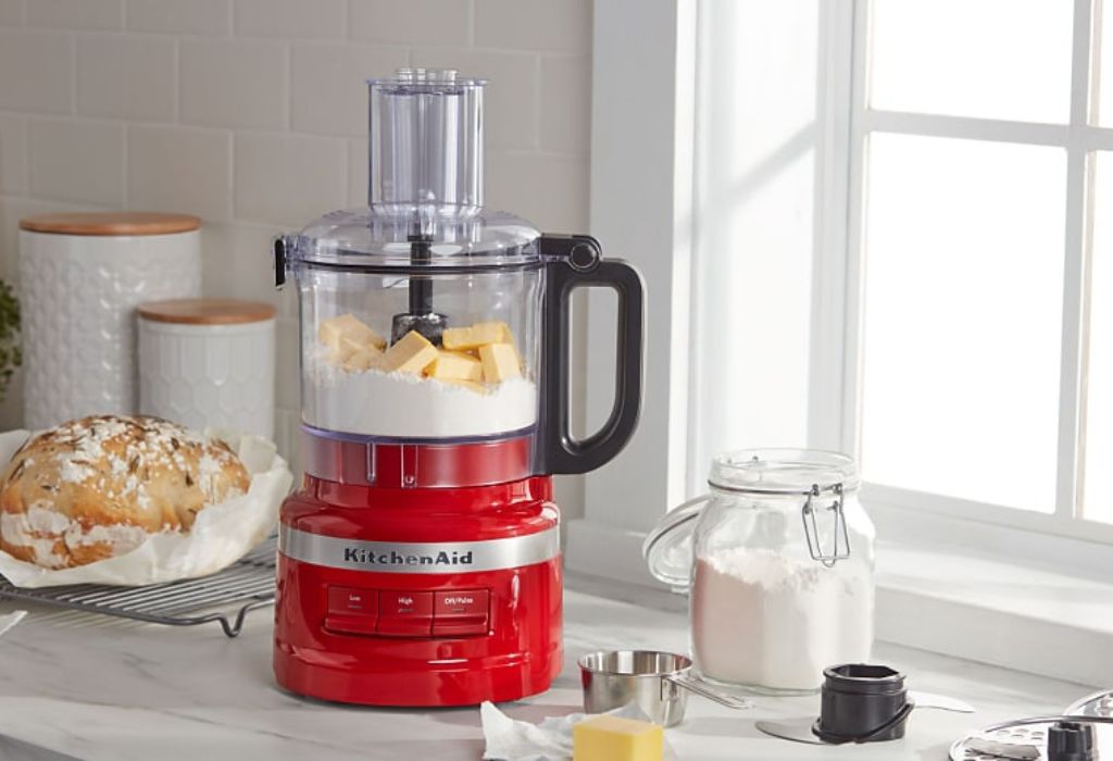 Best Food Processor Size for a Single Pie Crust