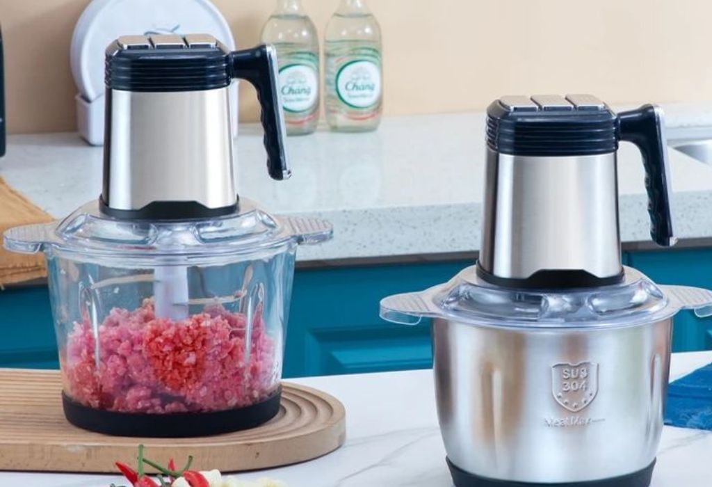 Safety Tips When Using Pulse Mode on a Food Processor