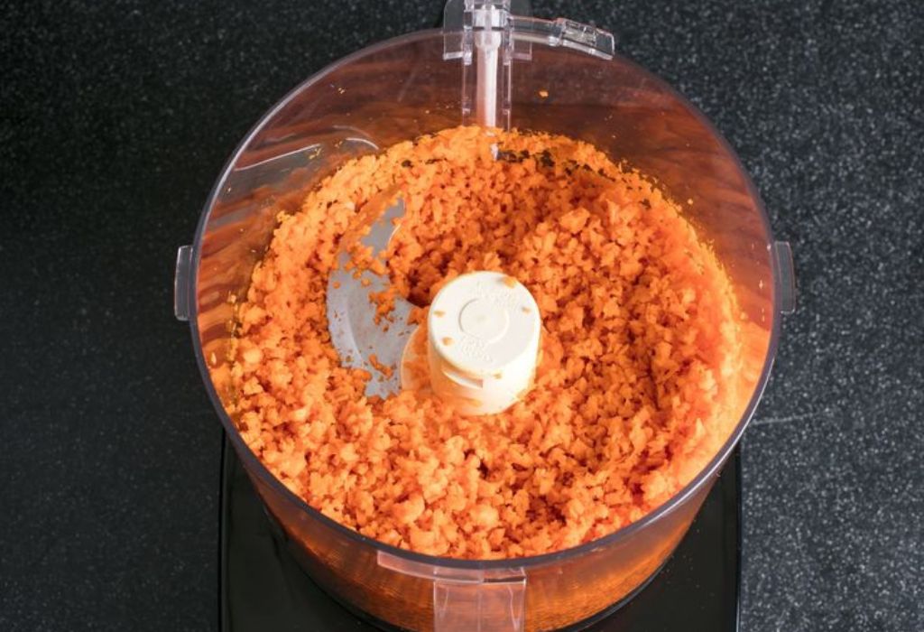 Why Celery Requires Proper Technique When Using a Food Processor