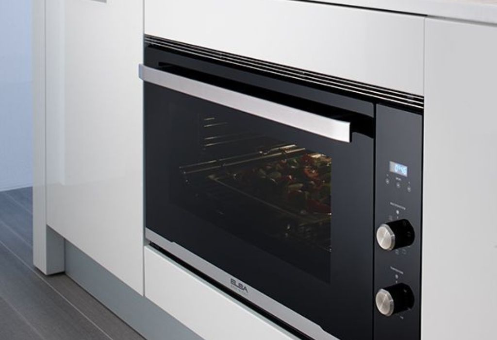 Built In vs Freestanding Ovens: Key Comparison for Buyers