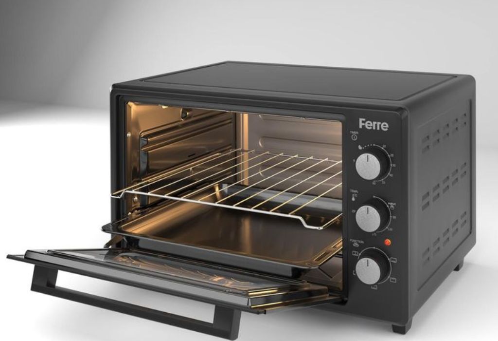 Why Small Kitchens Need the Right Oven