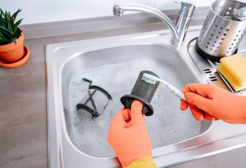 Why Cleaning the Dishwasher Filter Matters