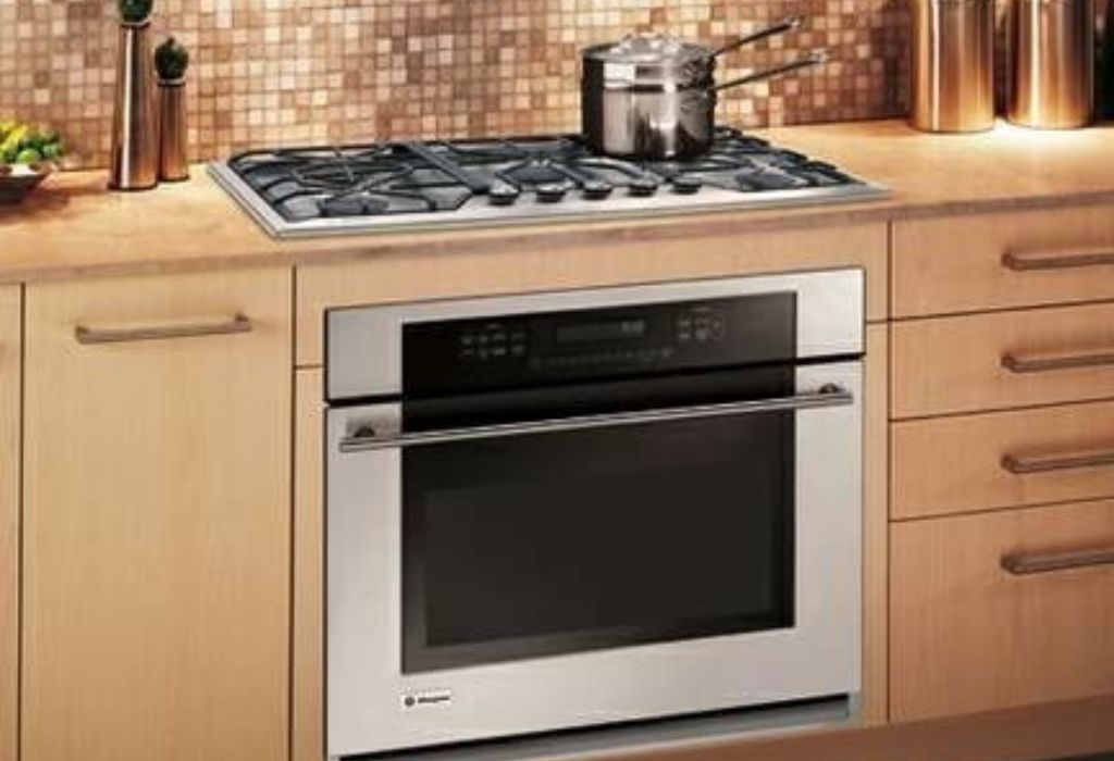 What Is Considered the Average Lifespan of a Home Oven