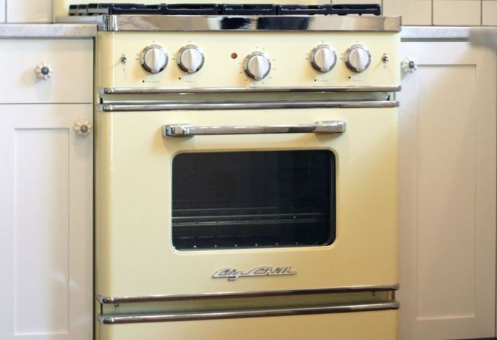 Why Recycling an Old Oven Is Important