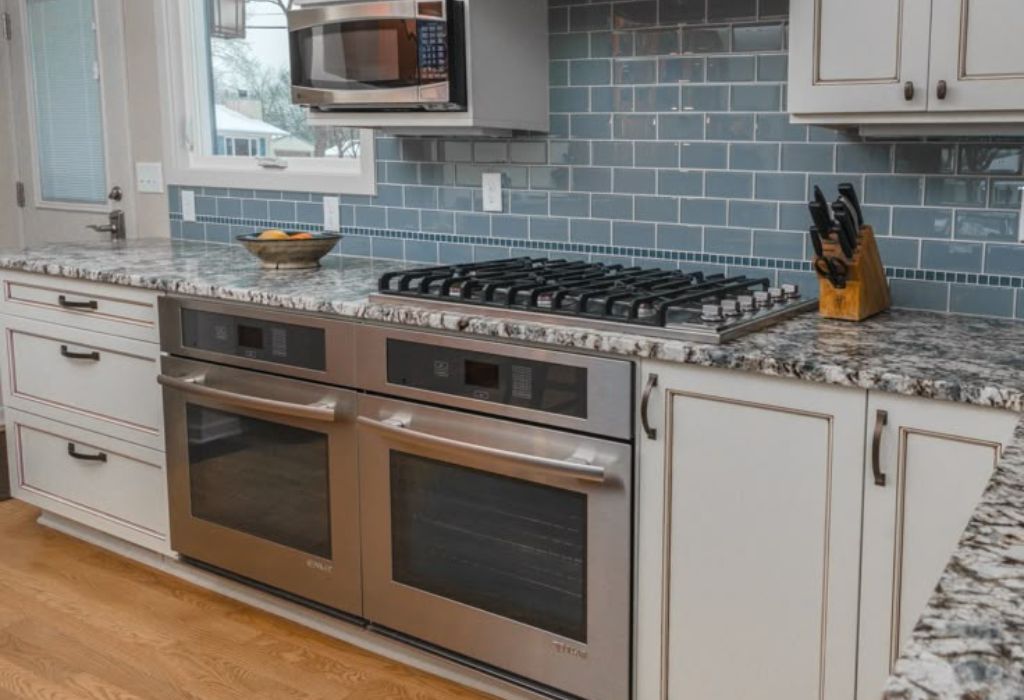 Why Oven Placement Matters in Kitchen Layout Design
