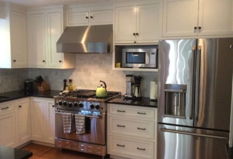 Best Oven Placement in Small Kitchen for Smart Cooking